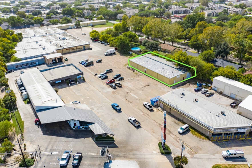 922 N Valley Mills Dr, Waco, TX for lease - Primary Photo - Image 1 of 1
