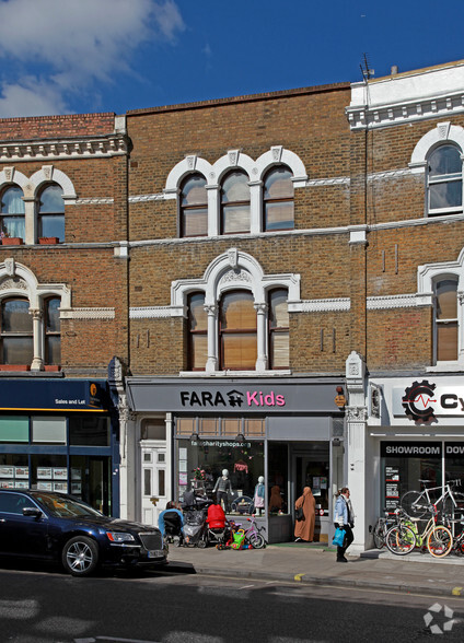 662-662A Fulham Rd, London for sale - Primary Photo - Image 1 of 1