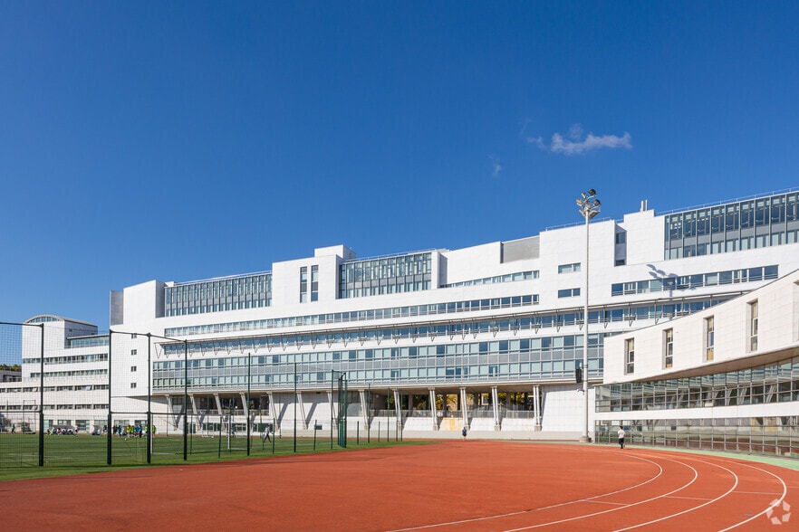 21-35 Avenue Pierre De Coubertin, Paris for lease - Building Photo - Image 3 of 8