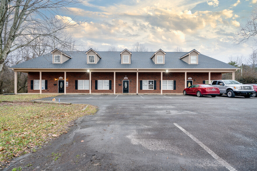 6911 Cleveland Hwy, Clermont, GA for lease - Building Photo - Image 1 of 8