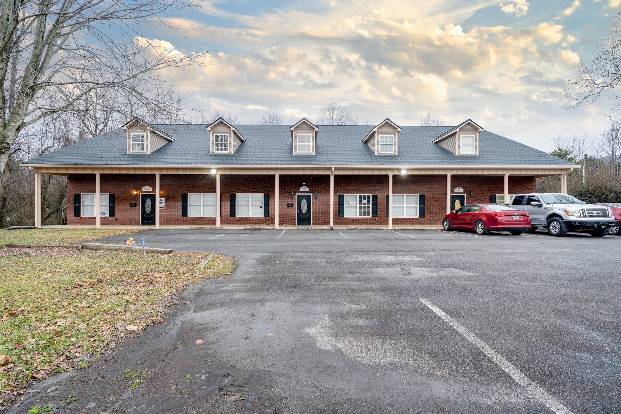 6911 Cleveland Hwy, Clermont, GA for lease Building Photo- Image 1 of 9