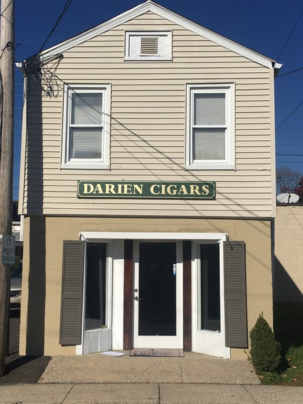 14 Center St, Darien, CT for sale - Building Photo - Image 1 of 1