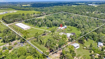 27255 Hickory Hill Rd, Brooksville FL - Pub
