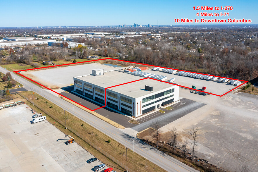 2882 Lewis Centre Way, Urbancrest, OH for lease - Aerial - Image 2 of 4