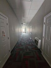 101 E Trade St, Sanford, NC for lease Interior Photo- Image 2 of 7