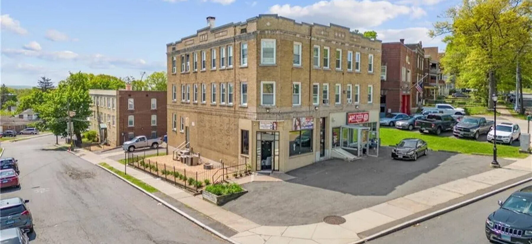 283287 New Britain Ave, Hartford, CT 06106