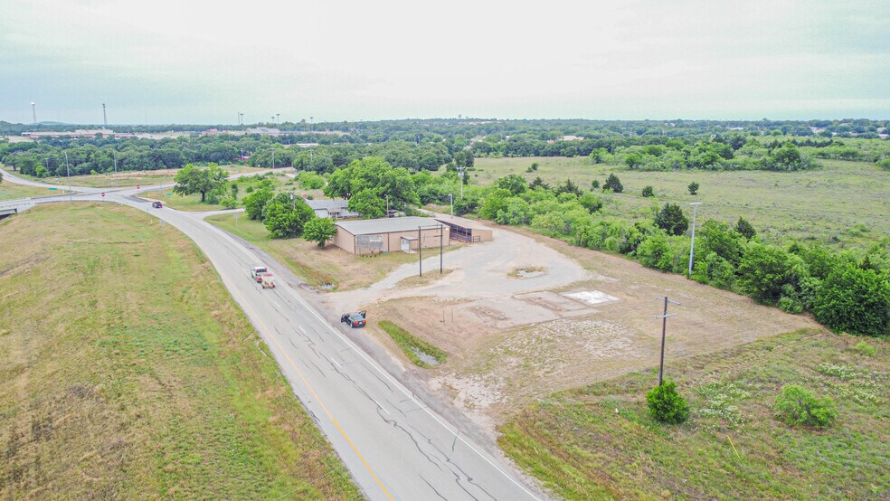 933 US Highway 287, Bowie, TX for sale - Primary Photo - Image 1 of 1