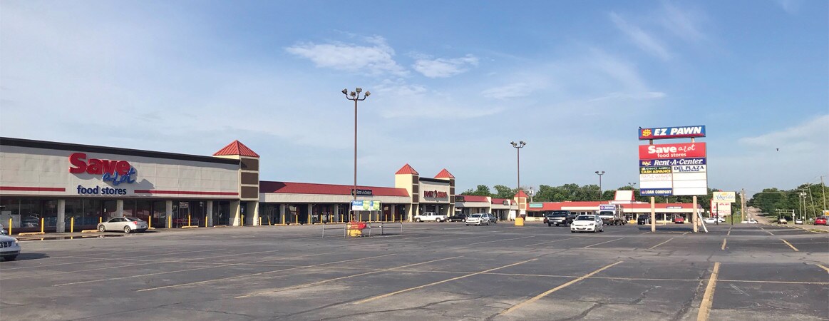 701-753 E Independence St, Shawnee, OK for sale Primary Photo- Image 1 of 1