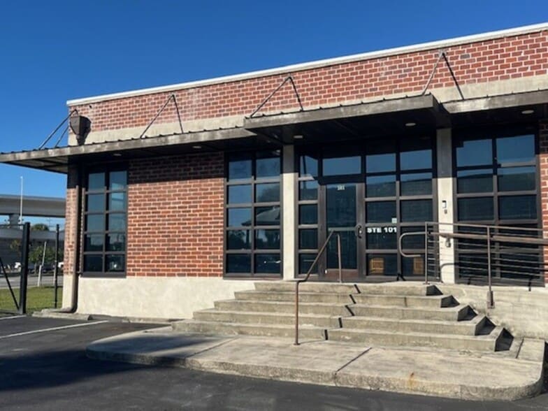 1925 E 2nd Ave, Tampa, FL for lease - Building Photo - Image 3 of 17