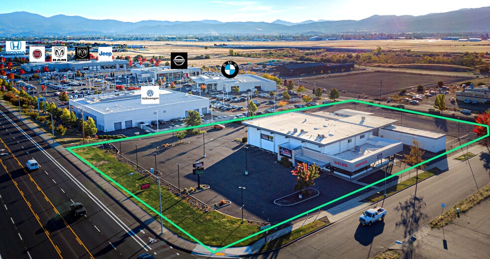 1492 Burlcrest Dr, Medford, OR for sale - Building Photo - Image 1 of 21