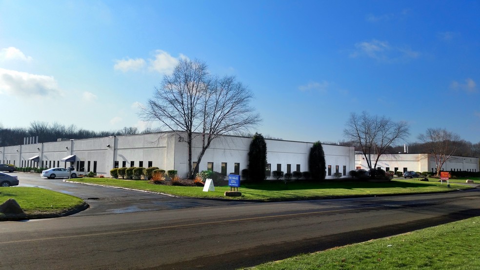 21 Business Park Dr, Branford, CT 06405 | LoopNet