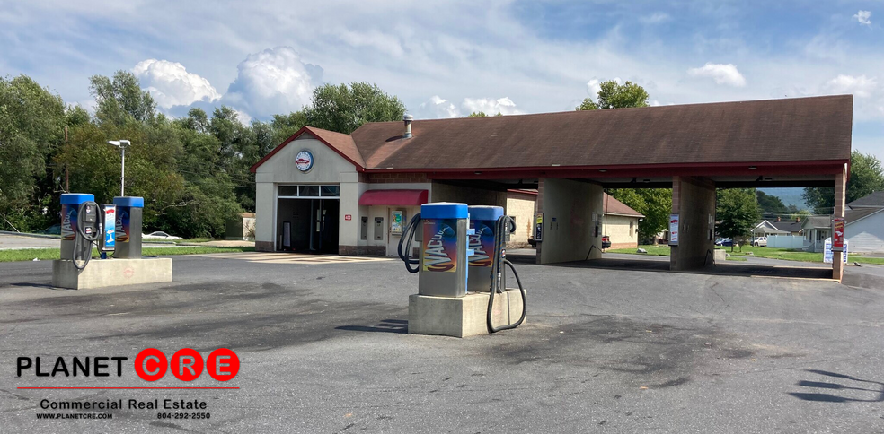 400 N Poplar Ave, Waynesboro, VA for sale - Building Photo - Image 1 of 1