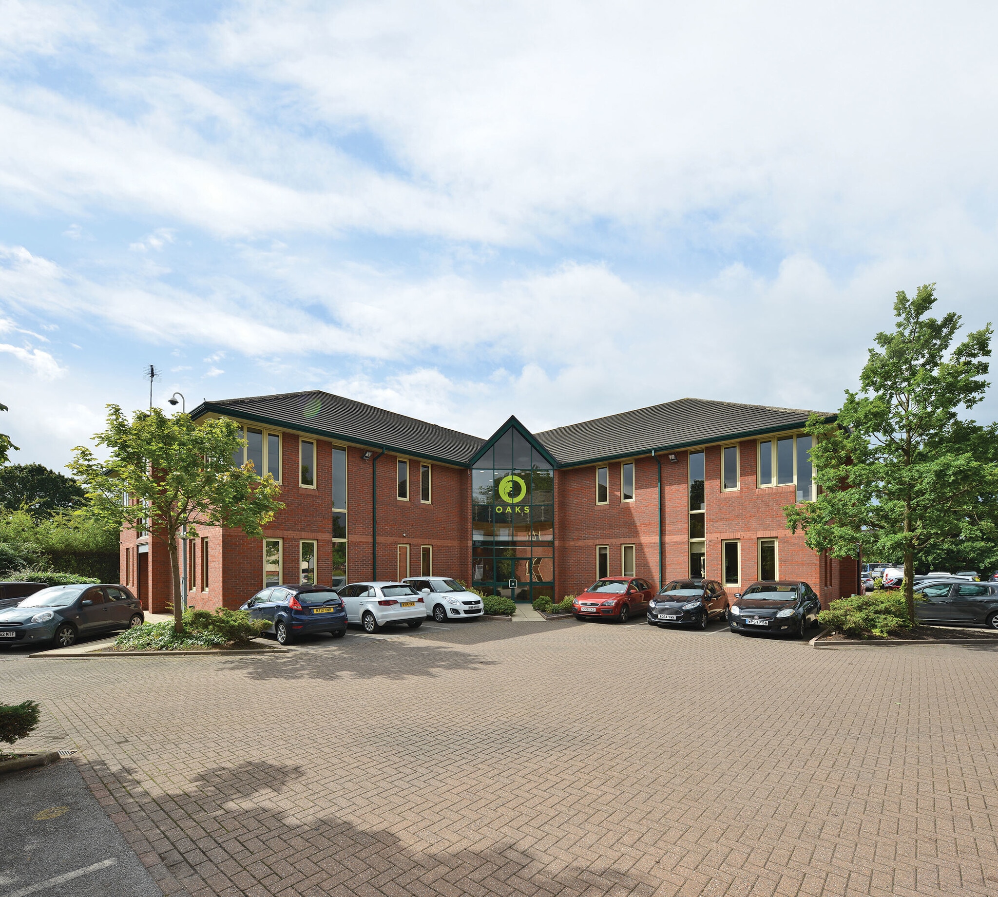 Crewe Rd, Manchester for lease Building Photo- Image 1 of 9