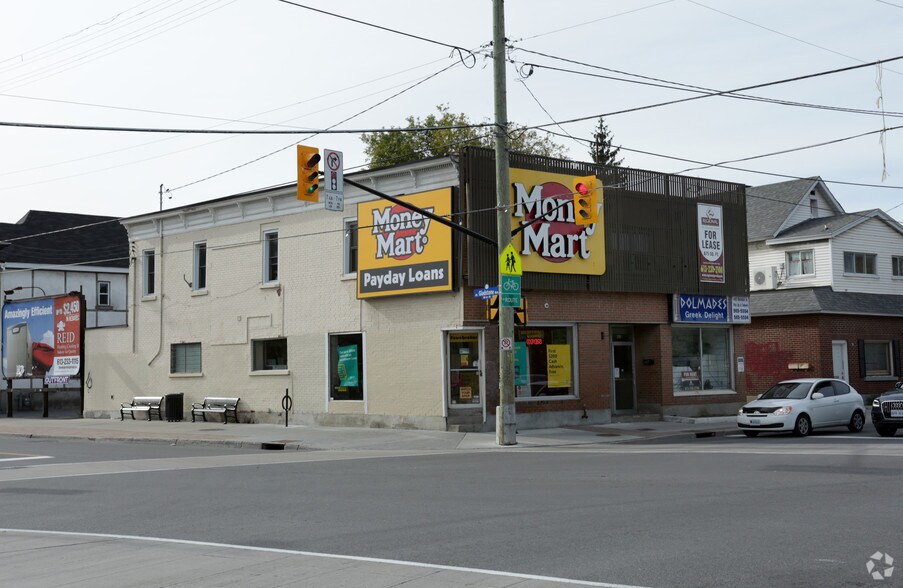 462 Bronson Ave, Ottawa, ON K1R 6J6