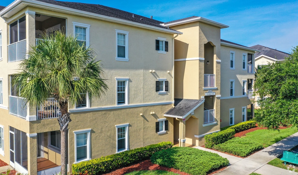 815 Briar Creek Blvd NE, Palm Bay, FL for sale - Primary Photo - Image 1 of 1