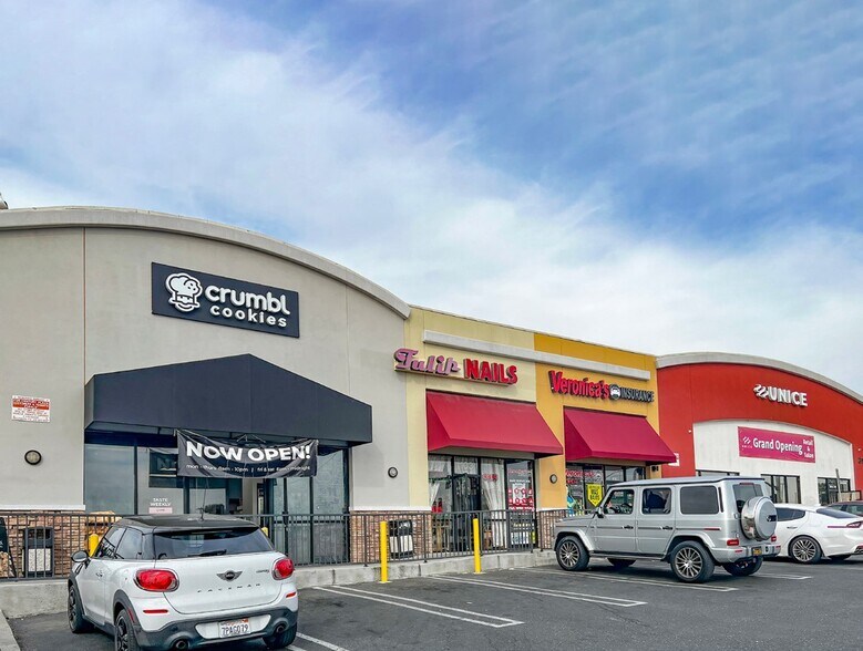 3111 W Century Blvd, Inglewood, CA for lease - Building Photo - Image 1 of 4