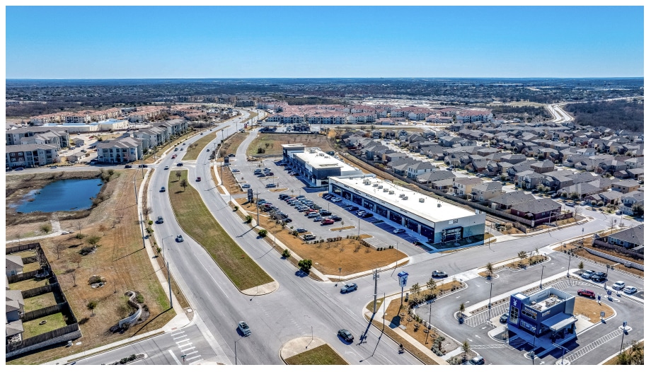 801 Wells Branch Pky, Pflugerville, TX for lease - Building Photo - Image 3 of 3