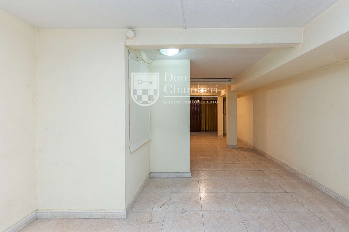 Calle Cristóbal Bordiú, Madrid, MAD 28003 - Unit Puerta A - - Interior Photo - Image 1 of 35