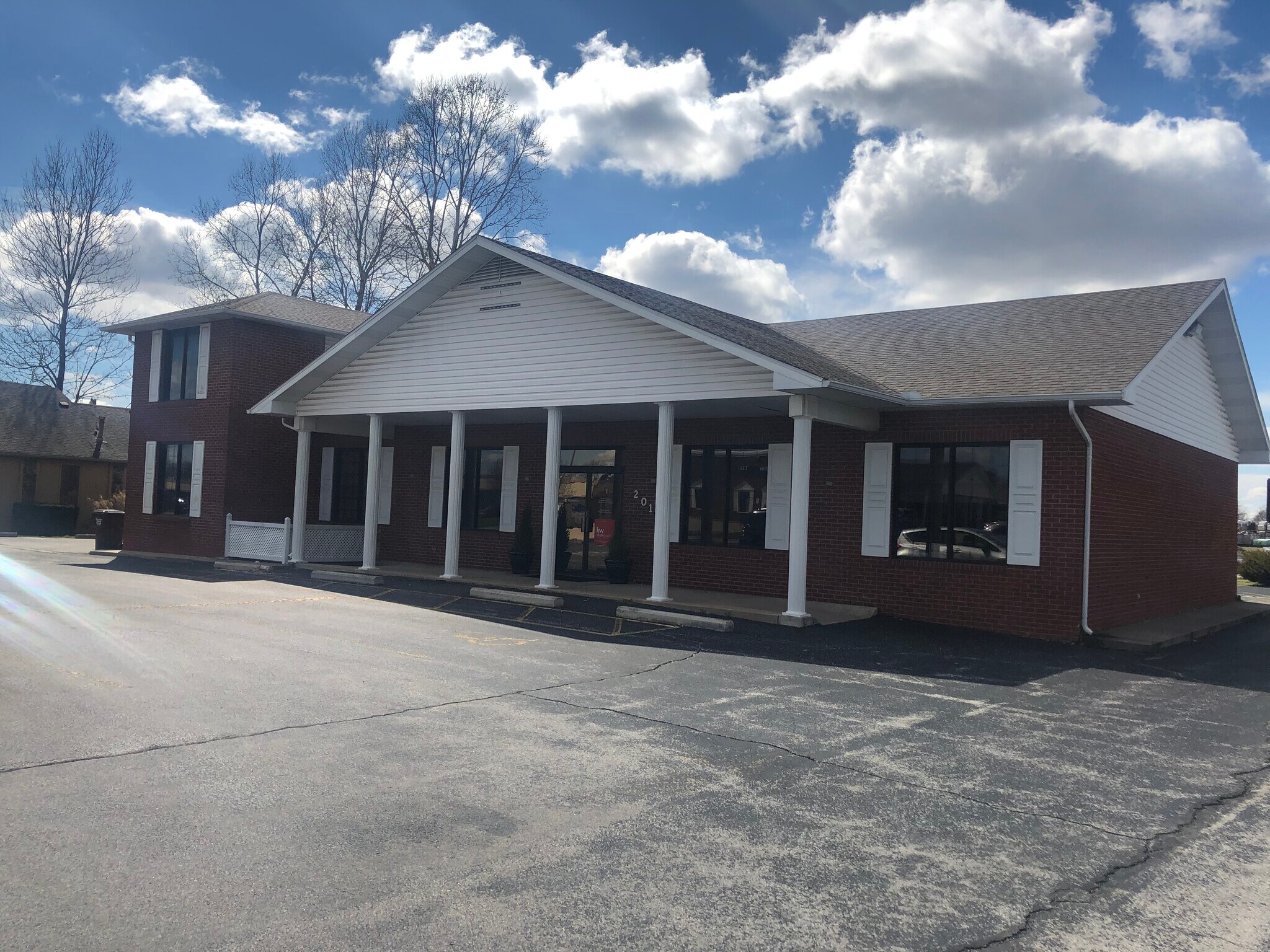 201 S Village Ctr, Nixa, MO for sale Building Photo- Image 1 of 1