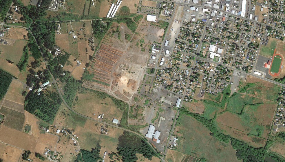 102 W Seventh St, Molalla, OR for sale - Primary Photo - Image 1 of 1