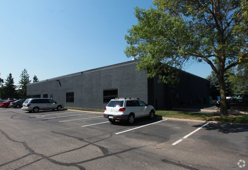 13400 67th Ave N, Maple Grove, MN for lease - Building Photo - Image 3 of 3
