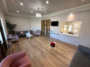 9533 Huffmeister Rd, Houston, TX for lease Interior Photo- Image 2 of 6