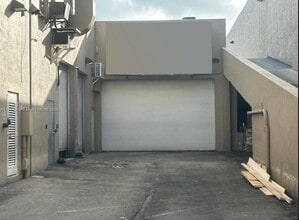 10200 NW 25th St, Doral, FL for lease Interior Photo- Image 1 of 3