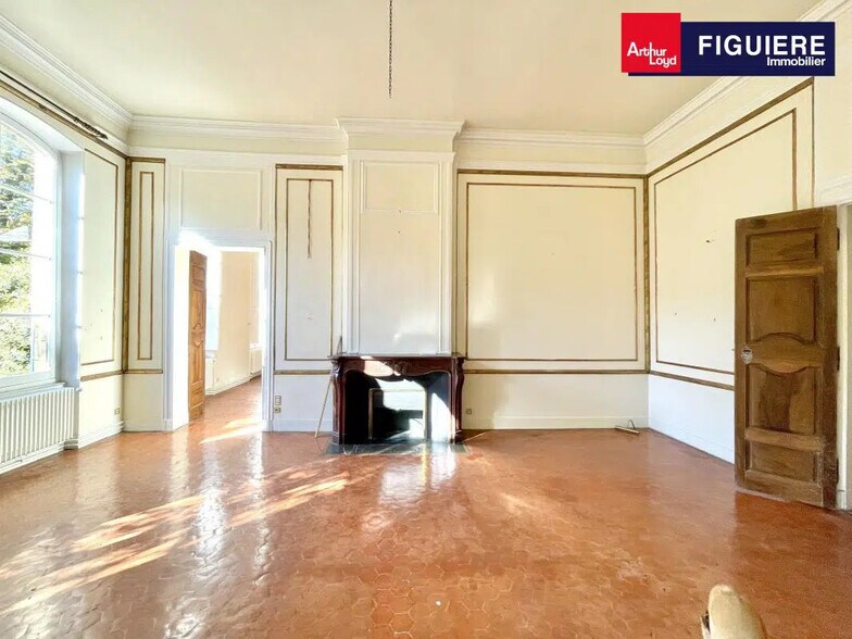 Office in Aix-en-Provence for lease - Interior Photo - Image 2 of 10