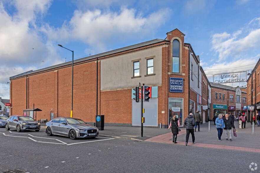 7-11 Regent Walk, Redcar for sale - Primary Photo - Image 1 of 1