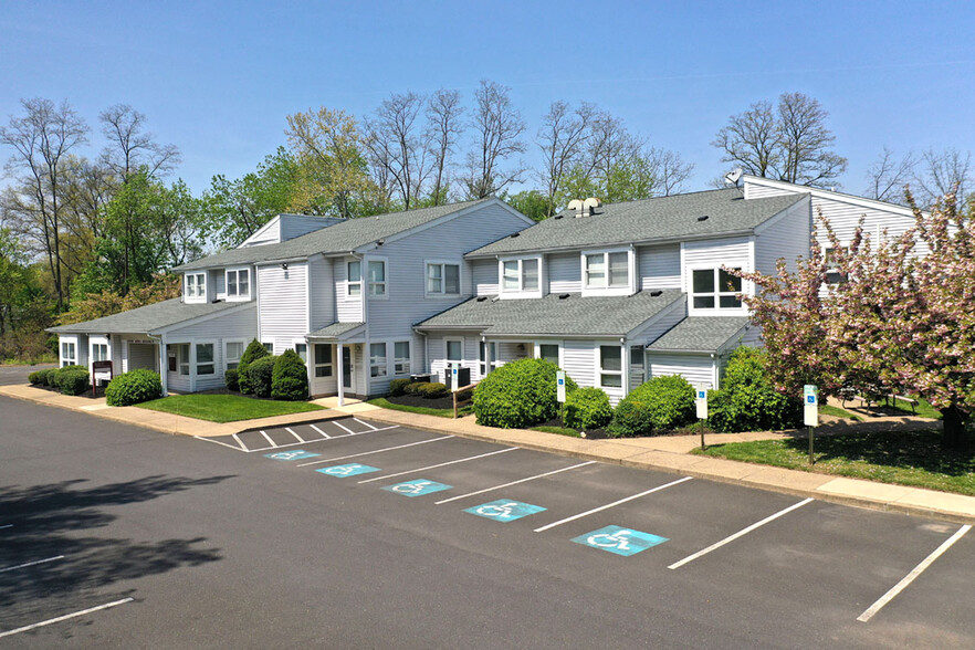 345 N York Rd, Hatboro, PA for lease - Building Photo - Image 1 of 6