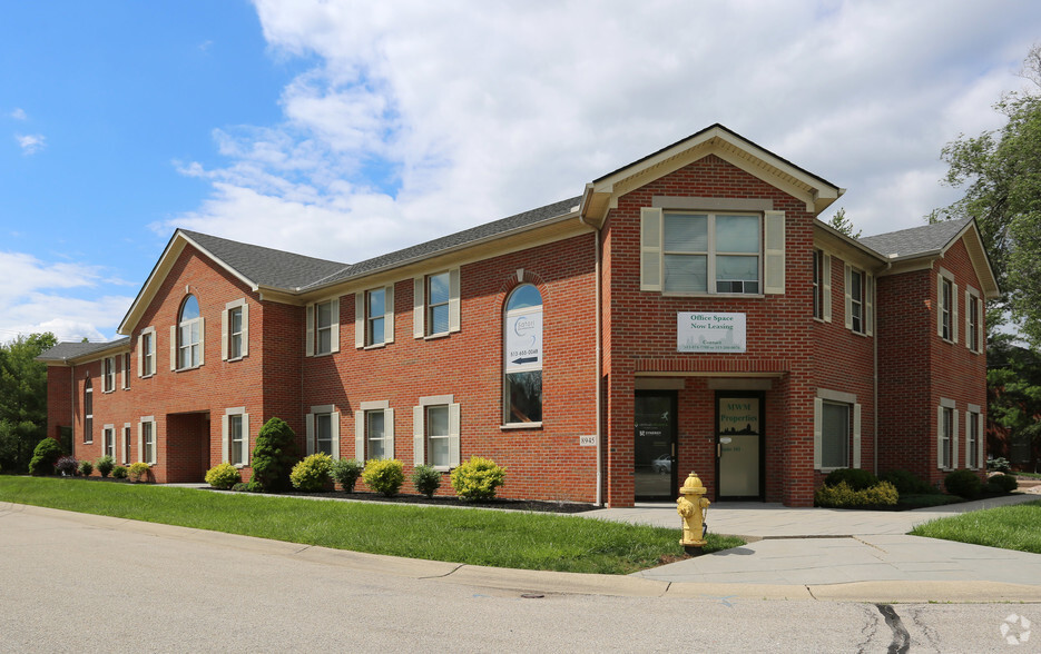 8945 Brookside Ave, West Chester, OH for lease - Primary Photo - Image 1 of 1