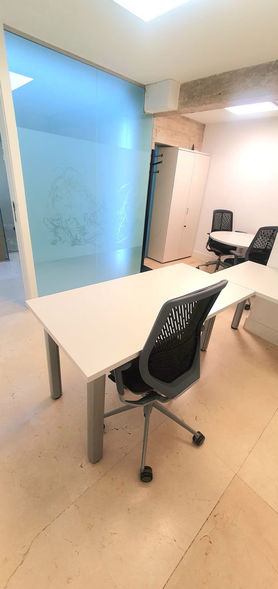 Calle de Edgar Neville, 6-8, Madrid, Madrid for lease Interior Photo- Image 1 of 2