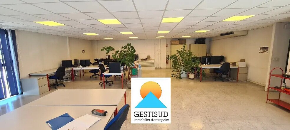 Office in Aubagne for sale - Interior Photo - Image 3 of 6