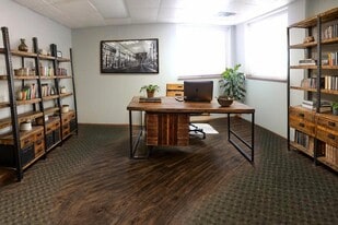 1660 Akron Peninsula Rd, Akron OH - Loft