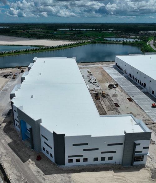 1001 Park of Commerce Blvd, Homestead, FL for lease - Building Photo - Image 2 of 13