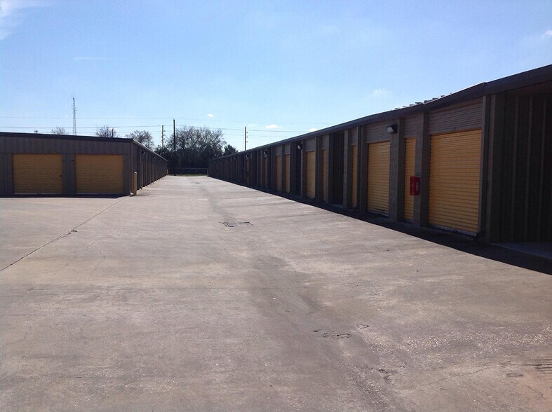 6333 Spring Cypres Rd, Spring, TX for sale - Building Photo - Image 1 of 1