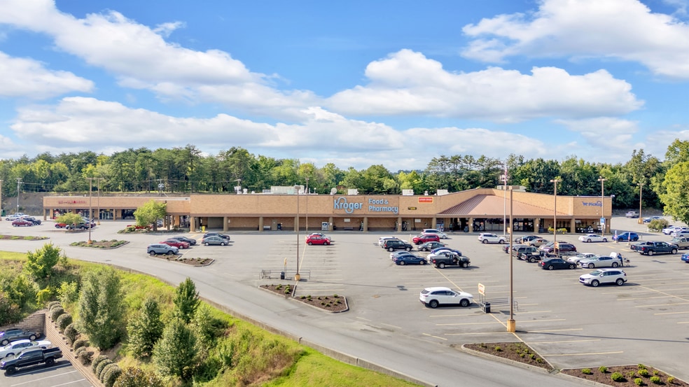 1664 E Stone Dr, Kingsport, TN for lease - Building Photo - Image 2 of 7