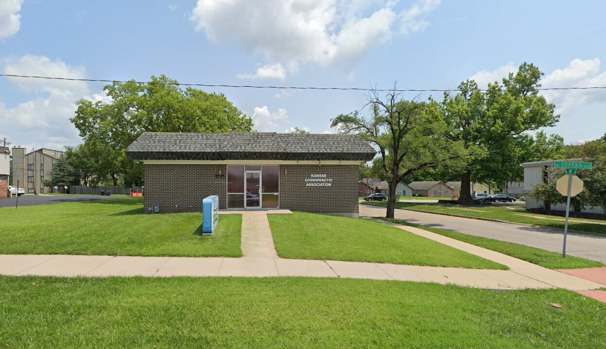 1334 SW Topeka Blvd, Topeka, KS for sale Building Photo- Image 1 of 1