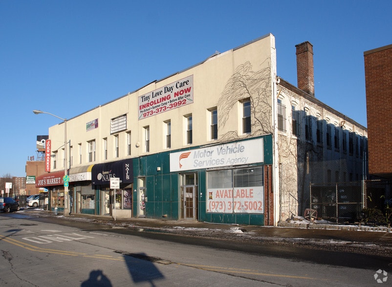 10-20 Washington Ave, Irvington, NJ for lease - Primary Photo - Image 1 of 2