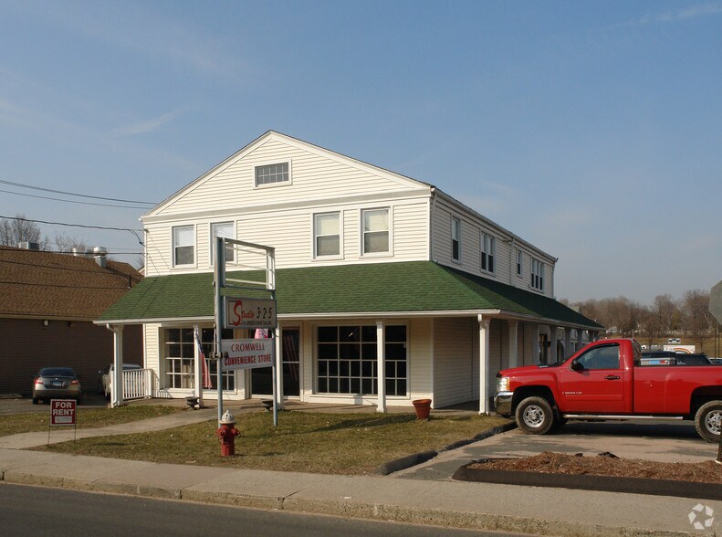 319325 Main St, Cromwell, CT 06416