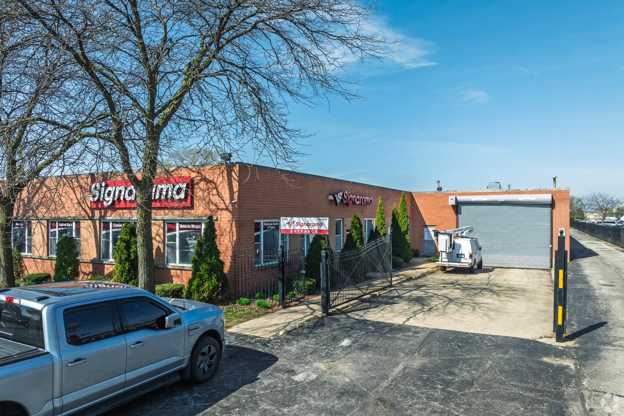 8080-8088 McCormick Blvd, Skokie, IL for lease Primary Photo- Image 1 of 5