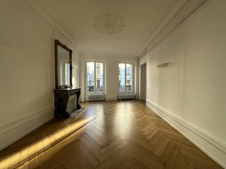 Office in Strasbourg for lease - Interior Photo - Image 3 of 8