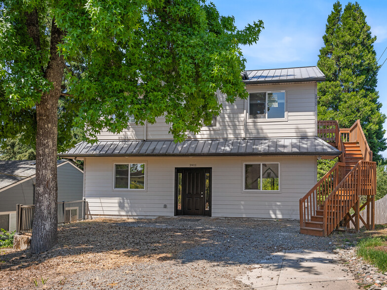 3911 SW Baird St, Portland, OR for sale - Primary Photo - Image 1 of 1