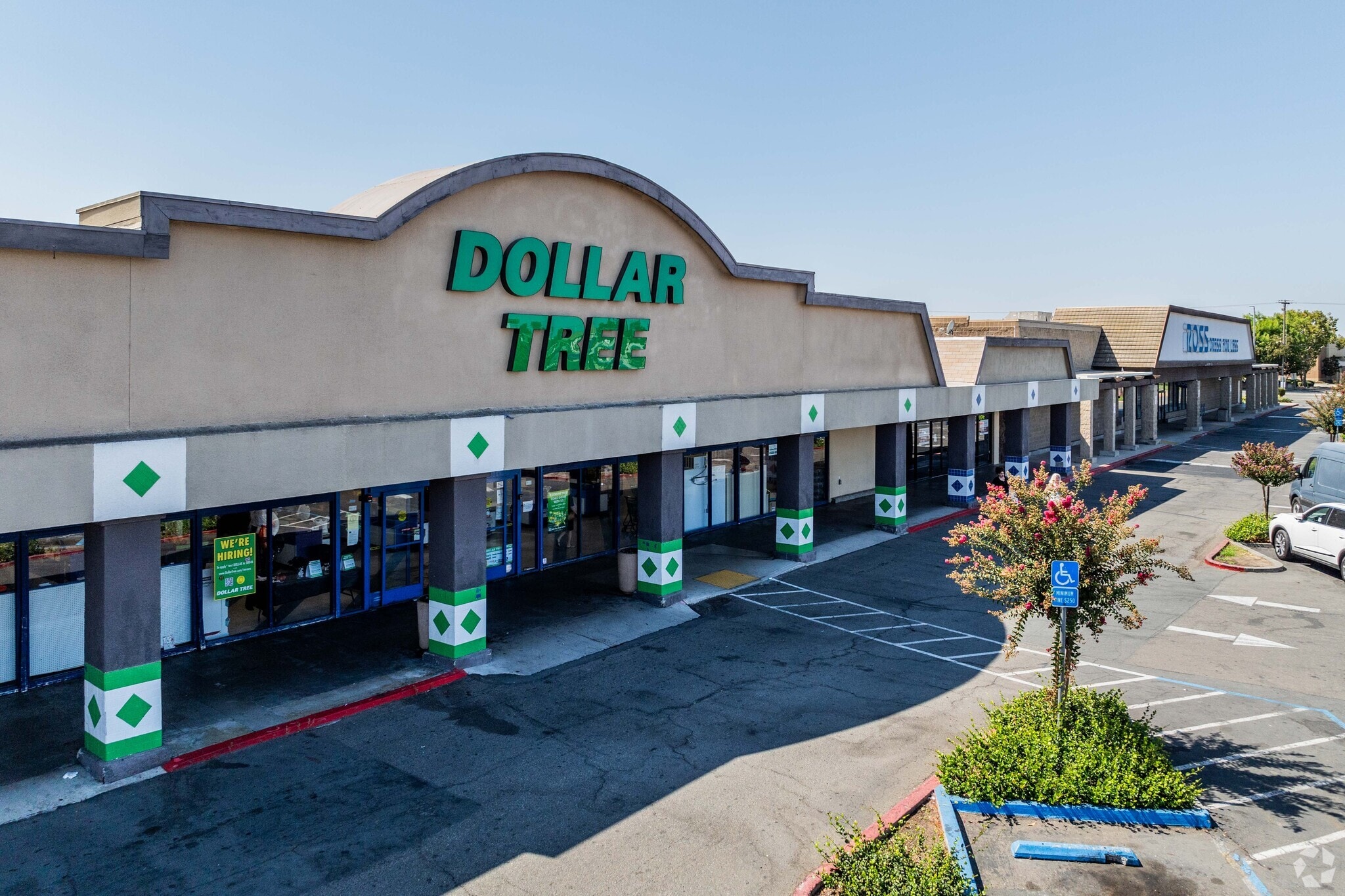 212-320 W Kettleman Ln, Lodi, CA for lease Primary Photo- Image 1 of 5