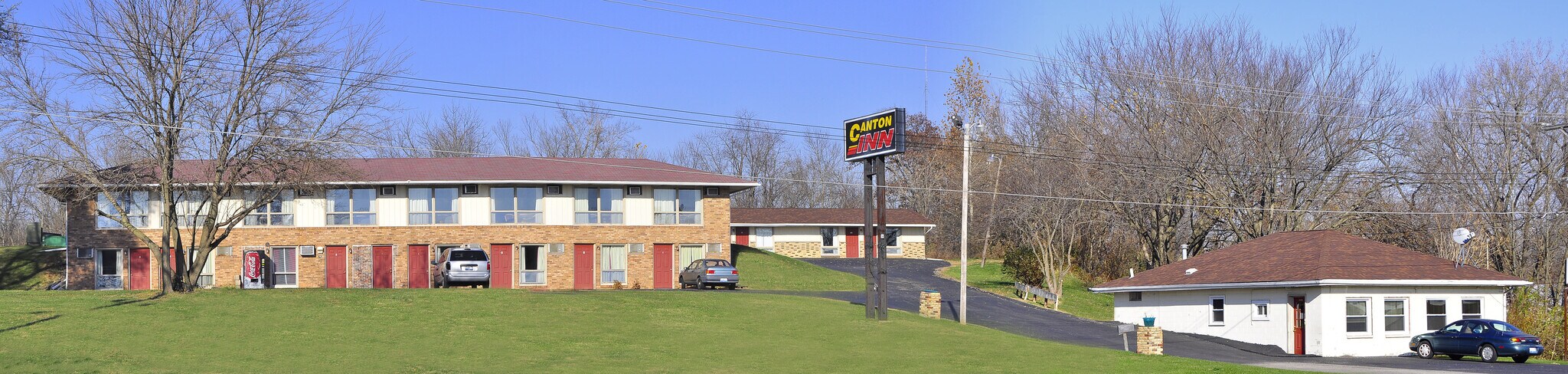 665 W Locust St, Canton, IL for sale Primary Photo- Image 1 of 1