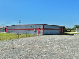 1007 Davidson St, Tullahoma TN - Warehouse