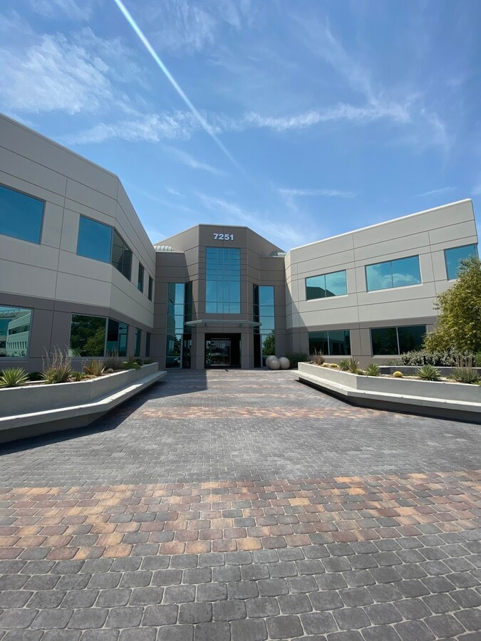 7251 Amigo St, Las Vegas, NV 89119