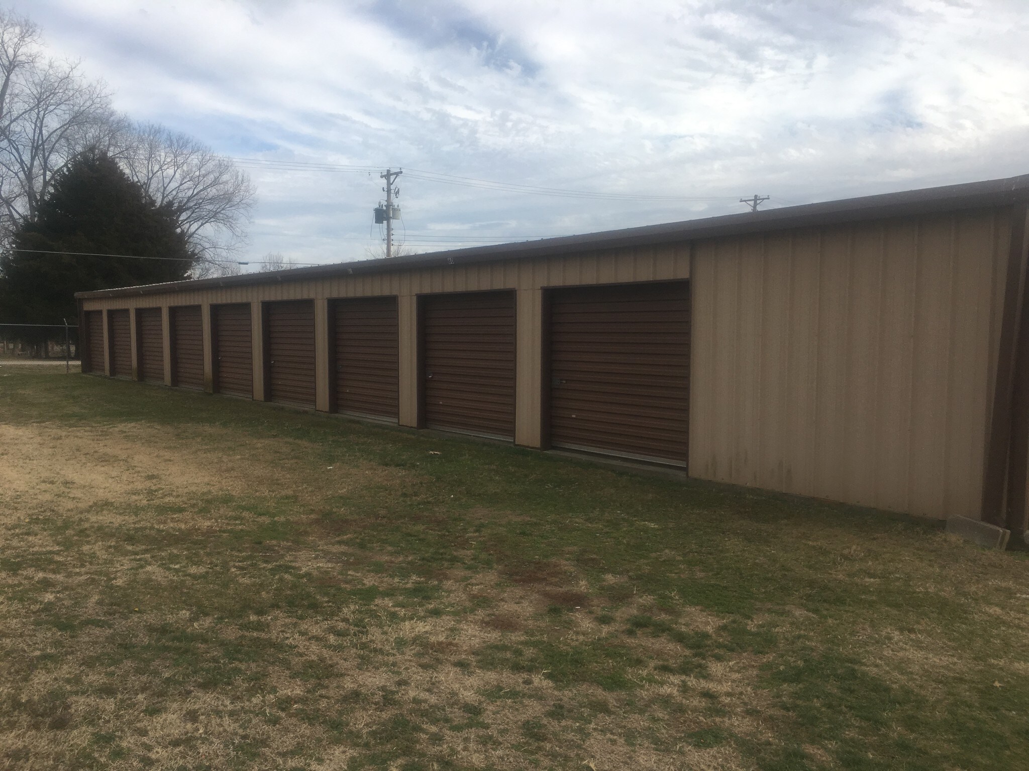 1210 S Main St, Nevada, MO for sale Building Photo- Image 1 of 1