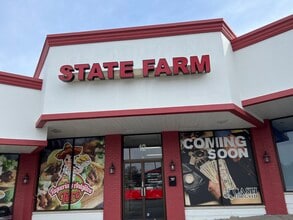 22W535 Butterfield Rd, Glen Ellyn, IL for lease Interior Photo- Image 2 of 2