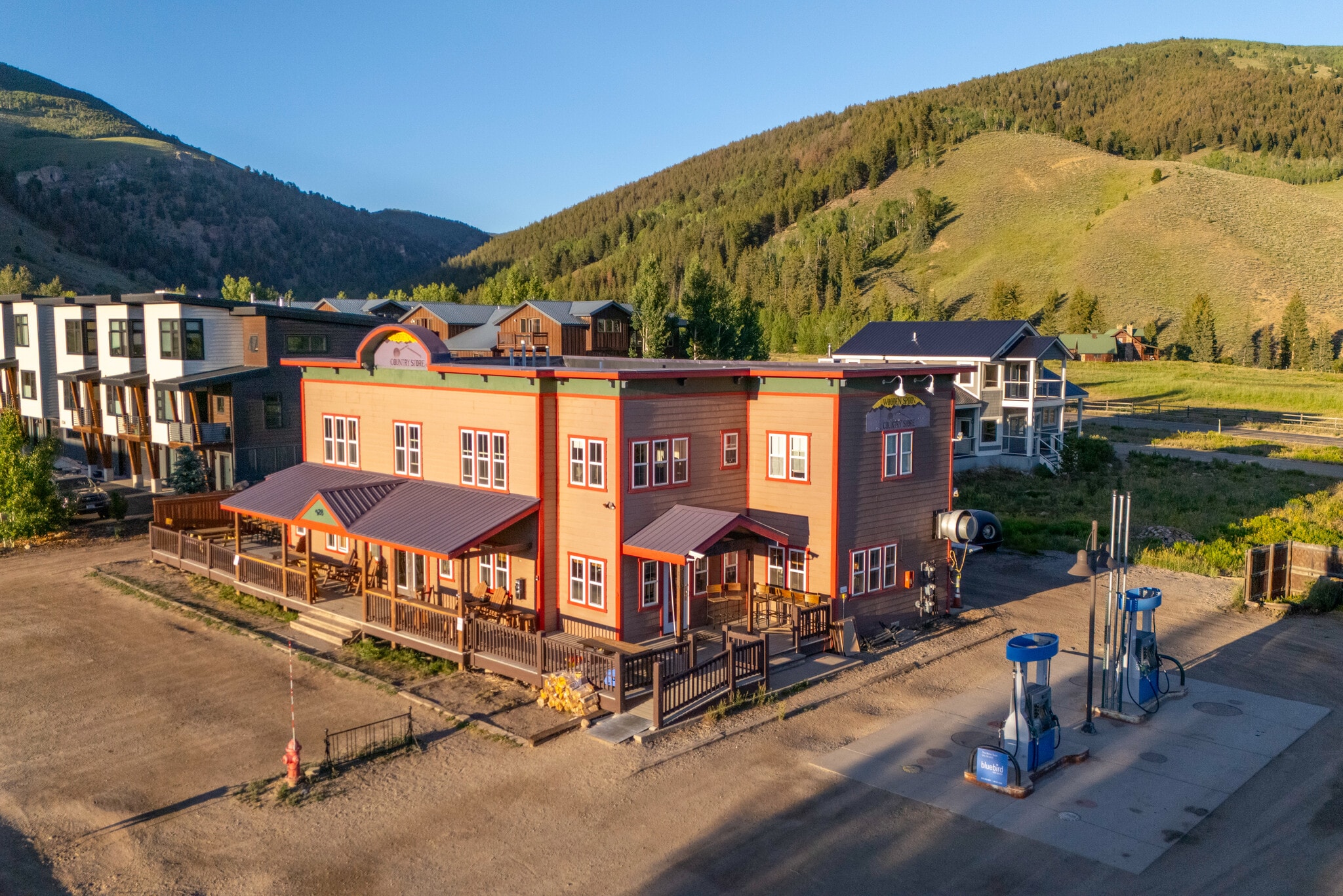 228 Elcho Ave, Crested Butte, CO for sale Building Photo- Image 1 of 34